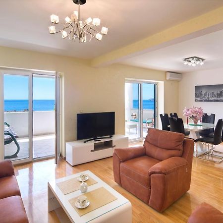 Family Apartment With Sea View Sveti Stefan ブドヴァ エクステリア 写真