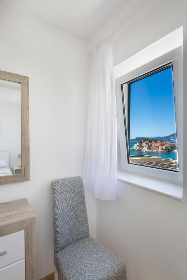 Family Apartment With Sea View Sveti Stefan ブドヴァ エクステリア 写真