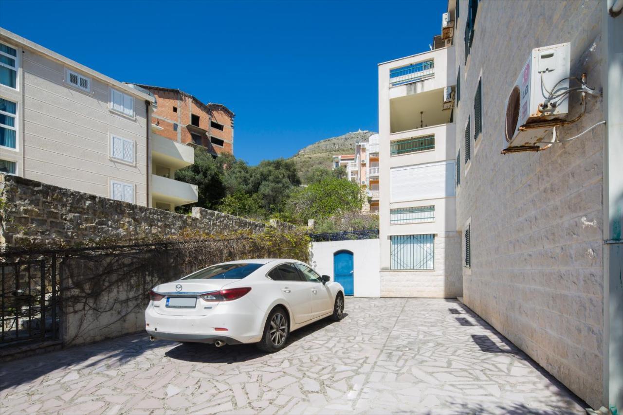 Family Apartment With Sea View Sveti Stefan ブドヴァ エクステリア 写真